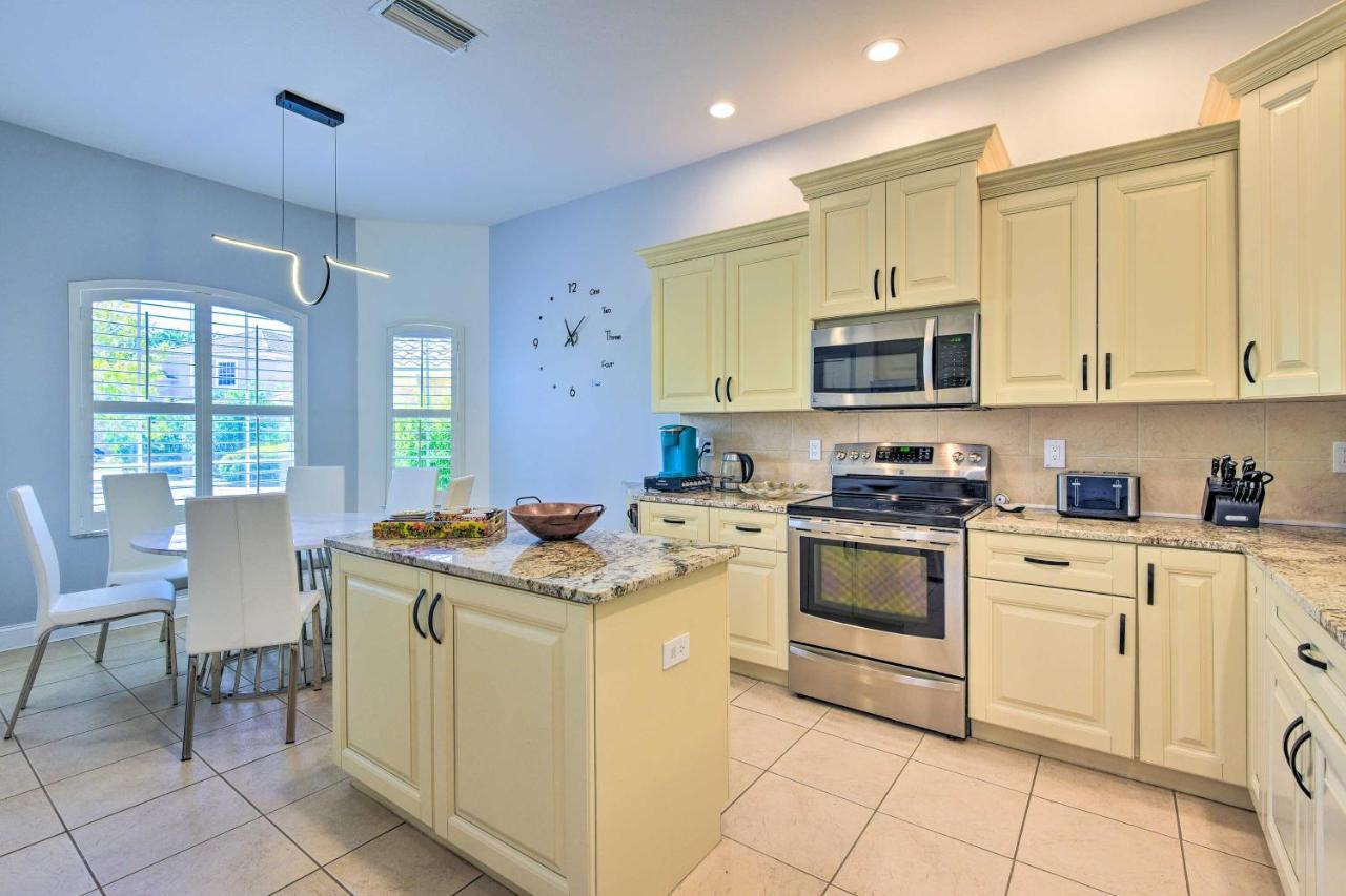 Sun-Soaked Sarasota Oasis With Pool And Hot Tub!ヴィラ エクステリア 写真