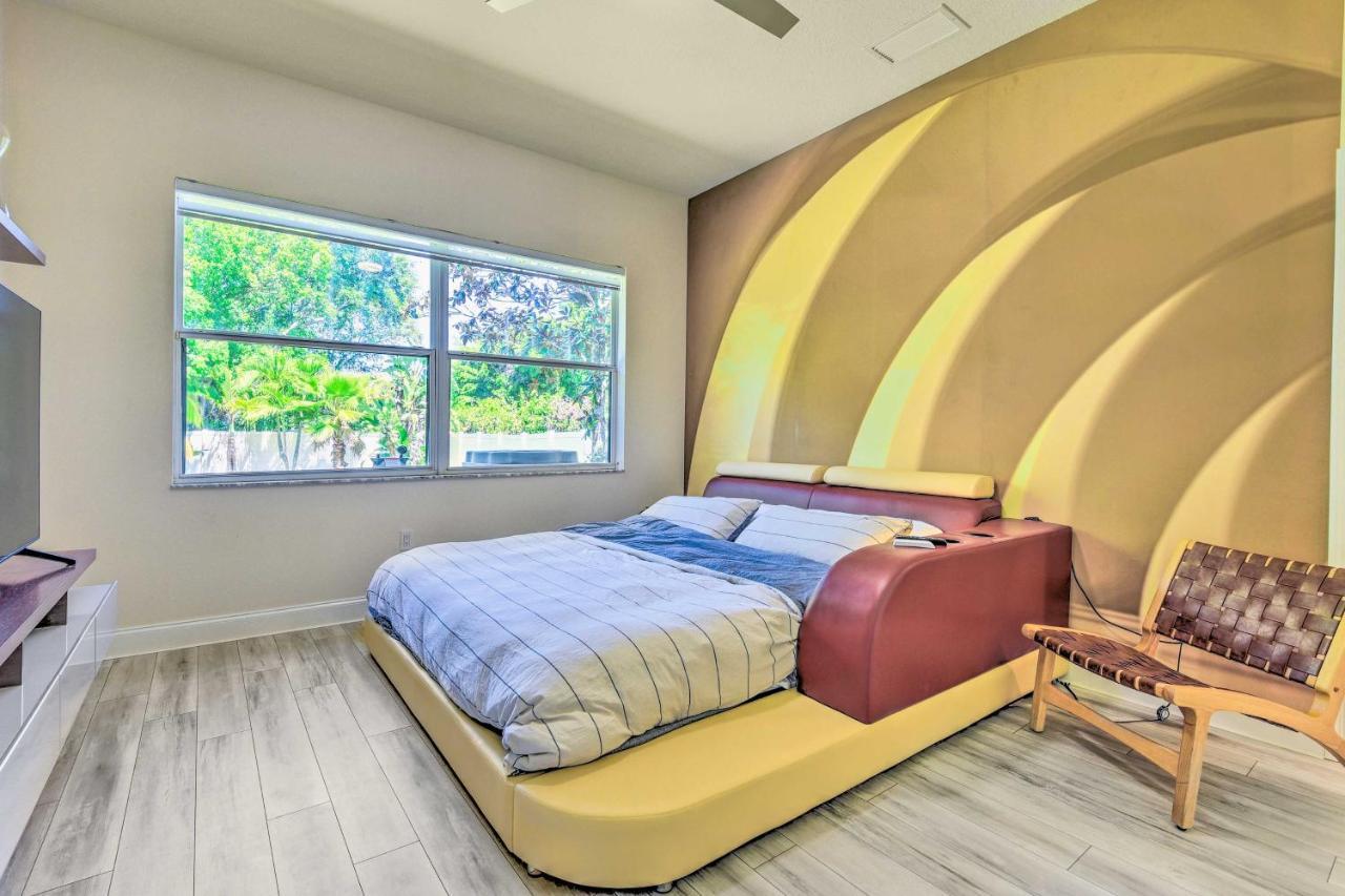 Sun-Soaked Sarasota Oasis With Pool And Hot Tub!ヴィラ エクステリア 写真