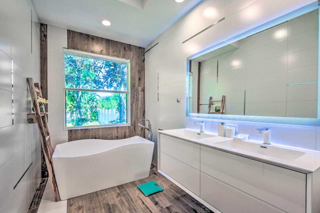 Sun-Soaked Sarasota Oasis With Pool And Hot Tub!ヴィラ エクステリア 写真